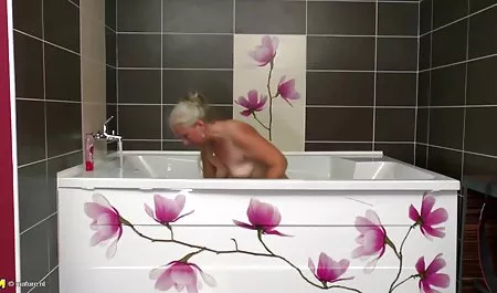 حار جدا فاتنة الحصول على بوسها و بالإصبع مقاطع سيكس مصرى