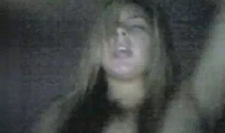 بضع ساعات الظهر سكس مصرى قصير